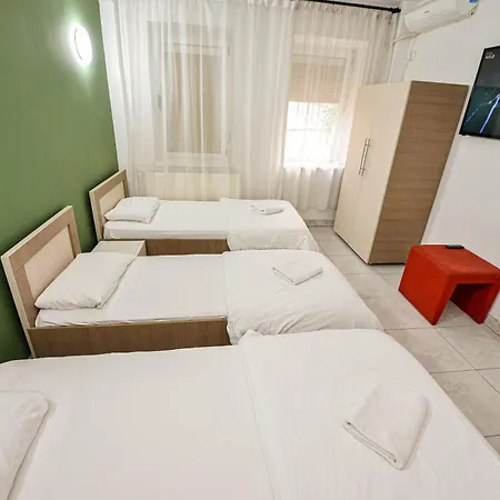 Center Appartement Boekarest