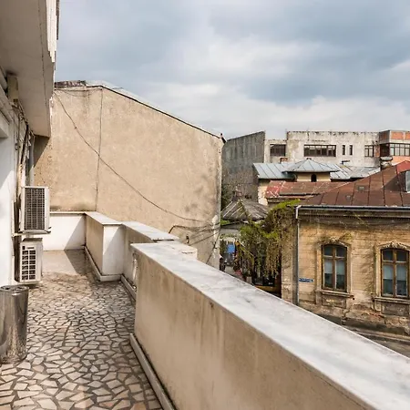 Center - Shabbat Friendly Appartement