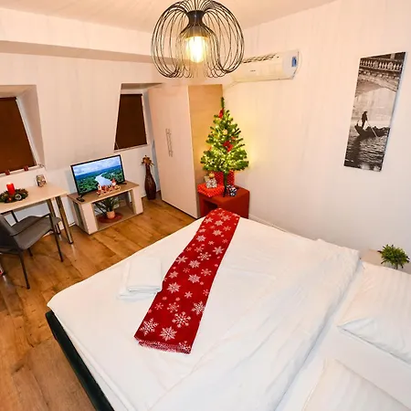 Center - Shabbat Friendly Appartement