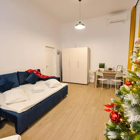 Apartment Center