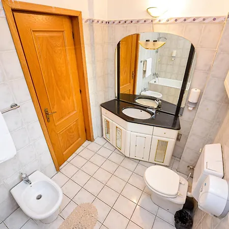 Center - Shabbat Friendly Appartement *