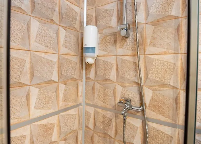 Center - Shabbat Friendly شقة