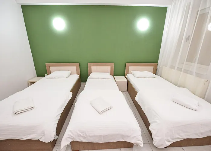 Center - Shabbat Friendly