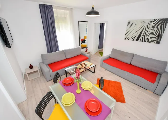 Center - Shabbat Friendly