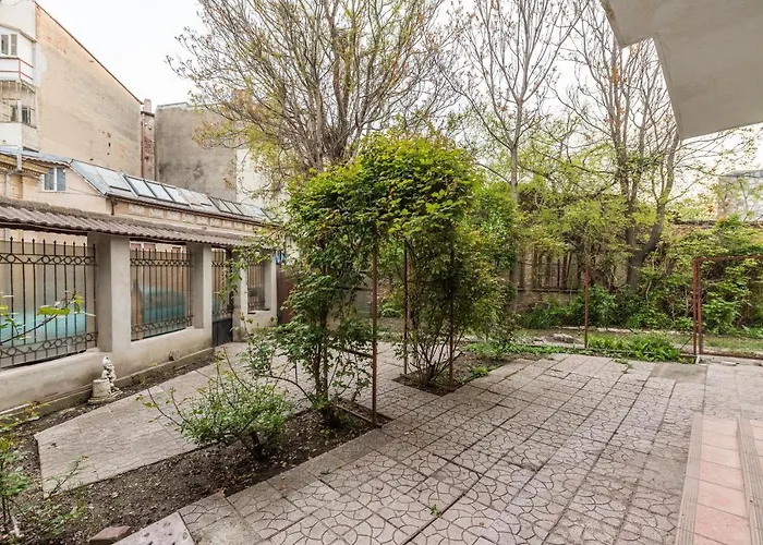 Center - Shabbat Friendly Апартаменти *