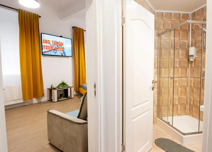 Center - Shabbat Friendly Бухарест